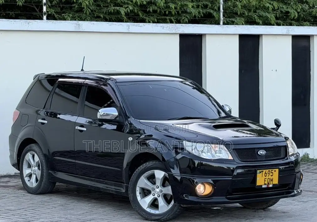 Subaru Forester 2010 Black