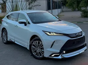 Toyota Harrier 2021 White