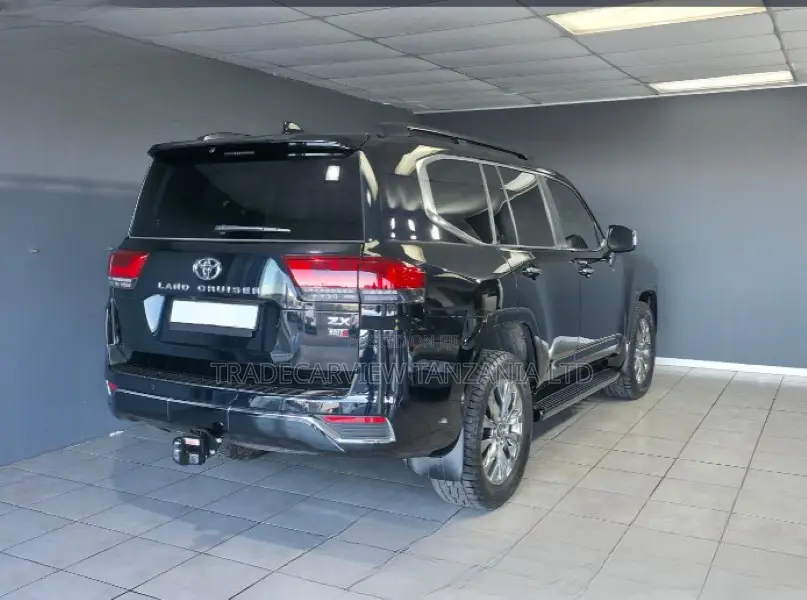 New Toyota Land Cruiser 2026 Black