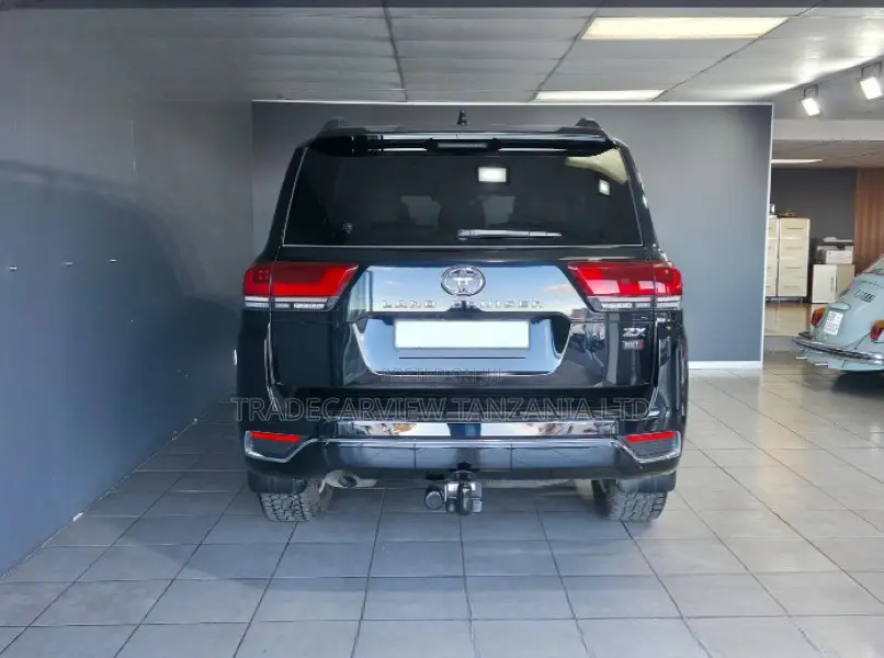 New Toyota Land Cruiser 2026 Black