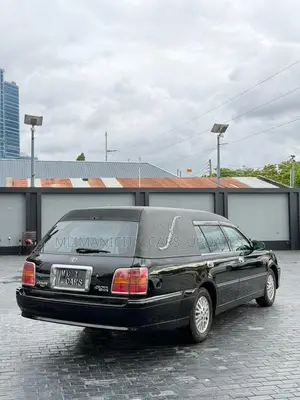 Toyota Crown Royale 2005 Black