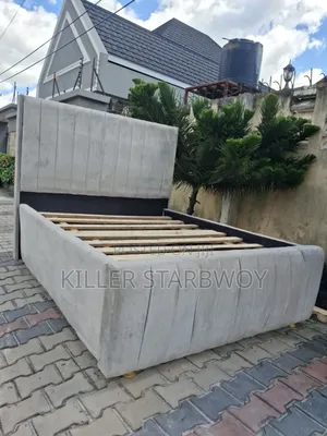 Kitanda Used 5×6