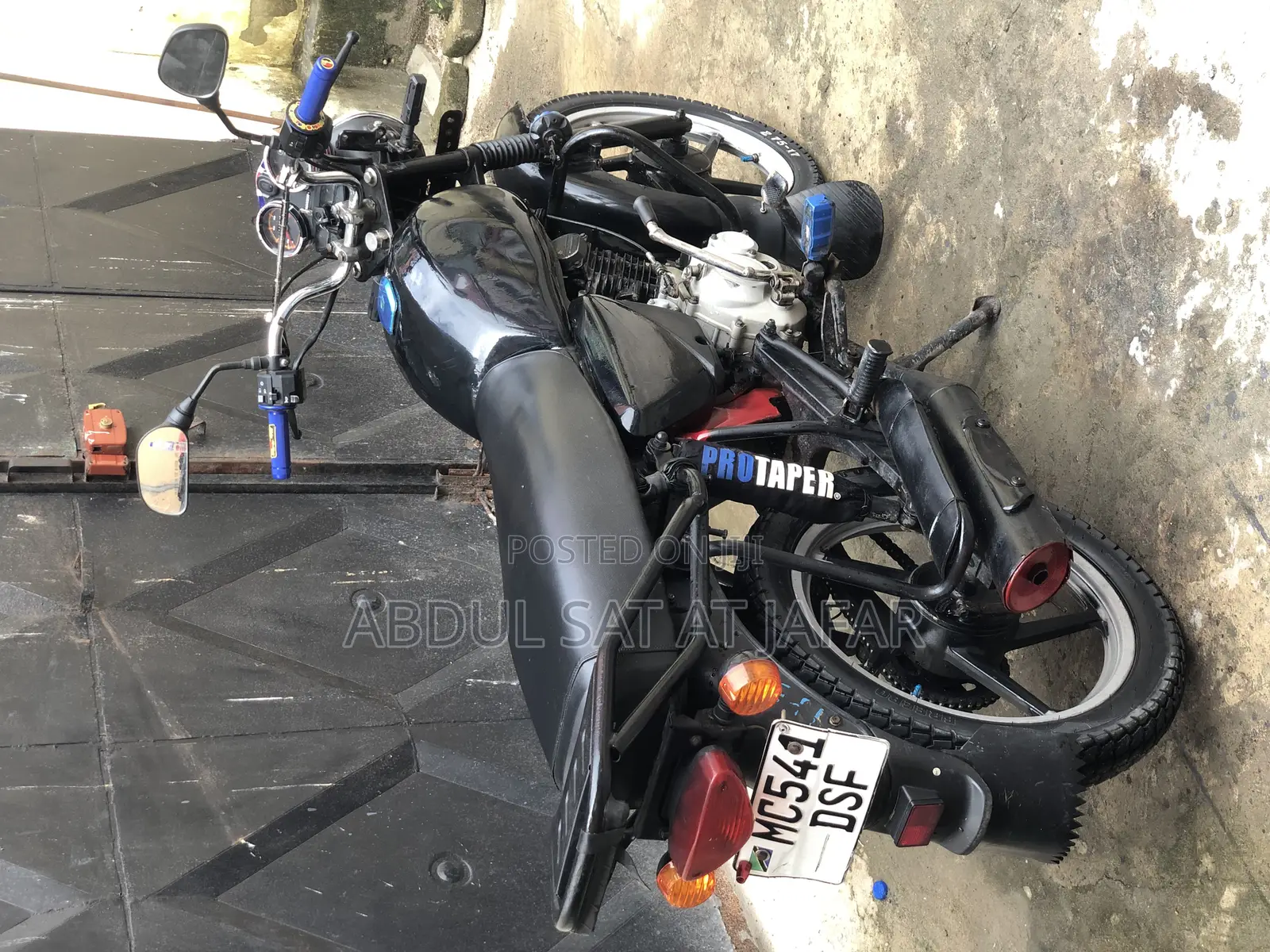 Bajaj Boxer 125 2022 Black
