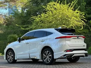 Toyota Harrier Z 2021 Ivory