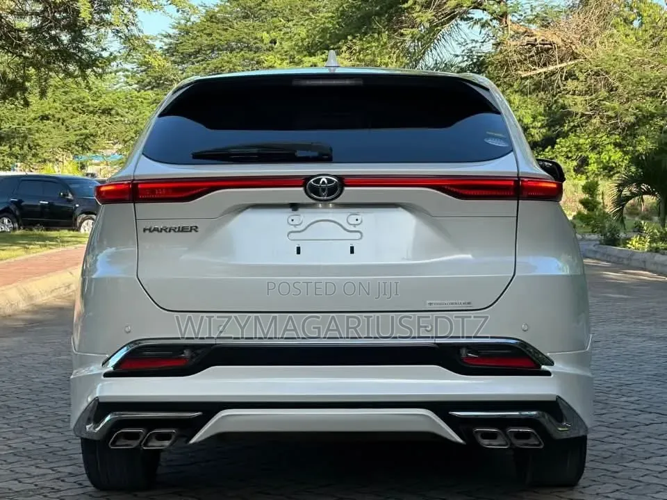 Toyota Harrier Z 2021 Ivory