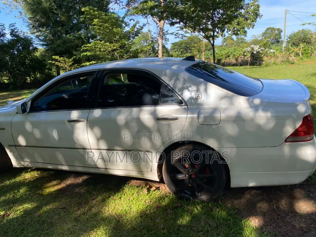 Toyota Crown 2004 White