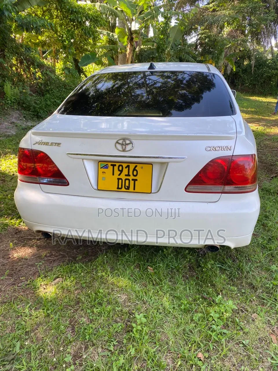 Toyota Crown 2004 White