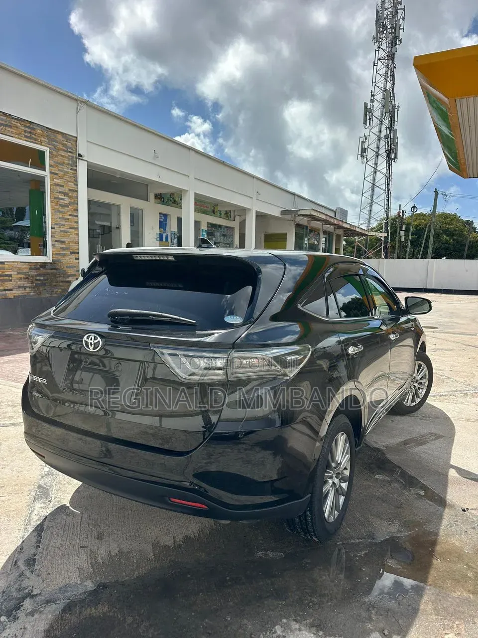 Toyota Harrier 2.0 4WD 2016 Black