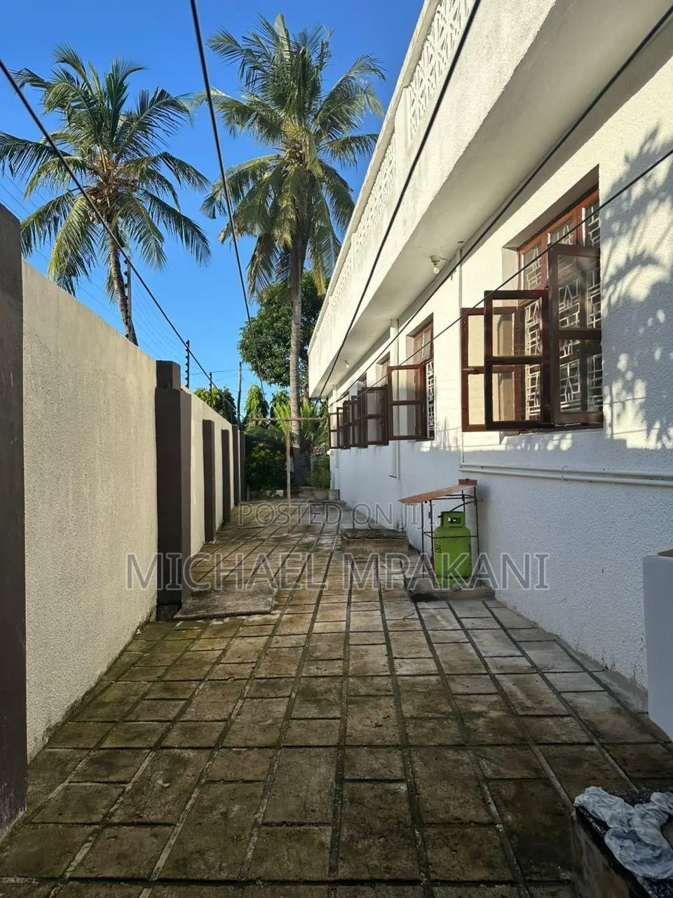 Furnished 3bdrm House in Mpakani_Real Estate, Mikocheni for sale