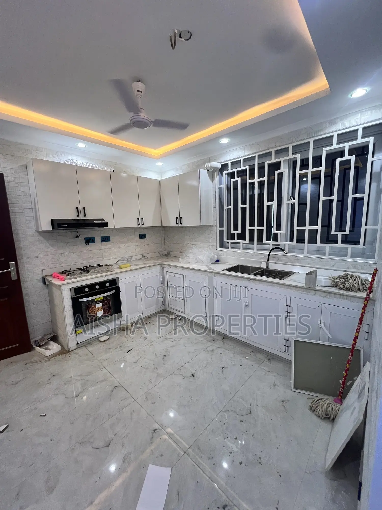 3bdrm Apartment in Msasani for rent