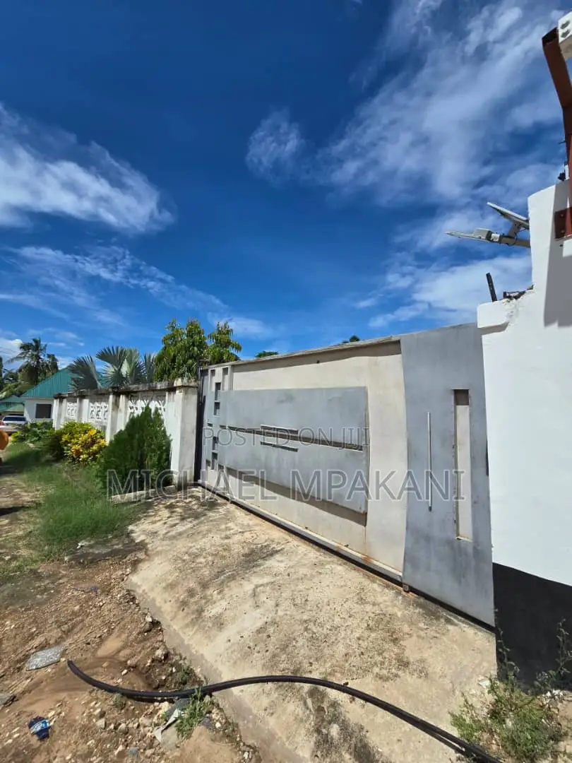 Furnished 3bdrm House in Mbezi Beach for sale