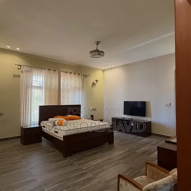 5bdrm House in Kahwa Real Estste, Mbweni for sale