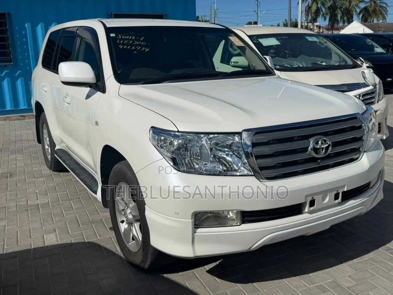Toyota Land Cruiser 2009 White