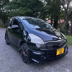Toyota Ractis 2007 Black