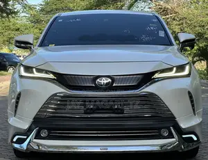 Toyota Harrier 2021 White