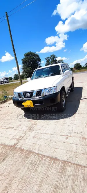 Nissan Patrol 3.0 TD GL 2008 White