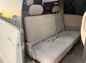 Toyota Noah 2005 White
