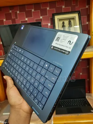 Laptop HP OmniBook X Flip 14" 16GB Intel Core Ultra 7 SSD 1T