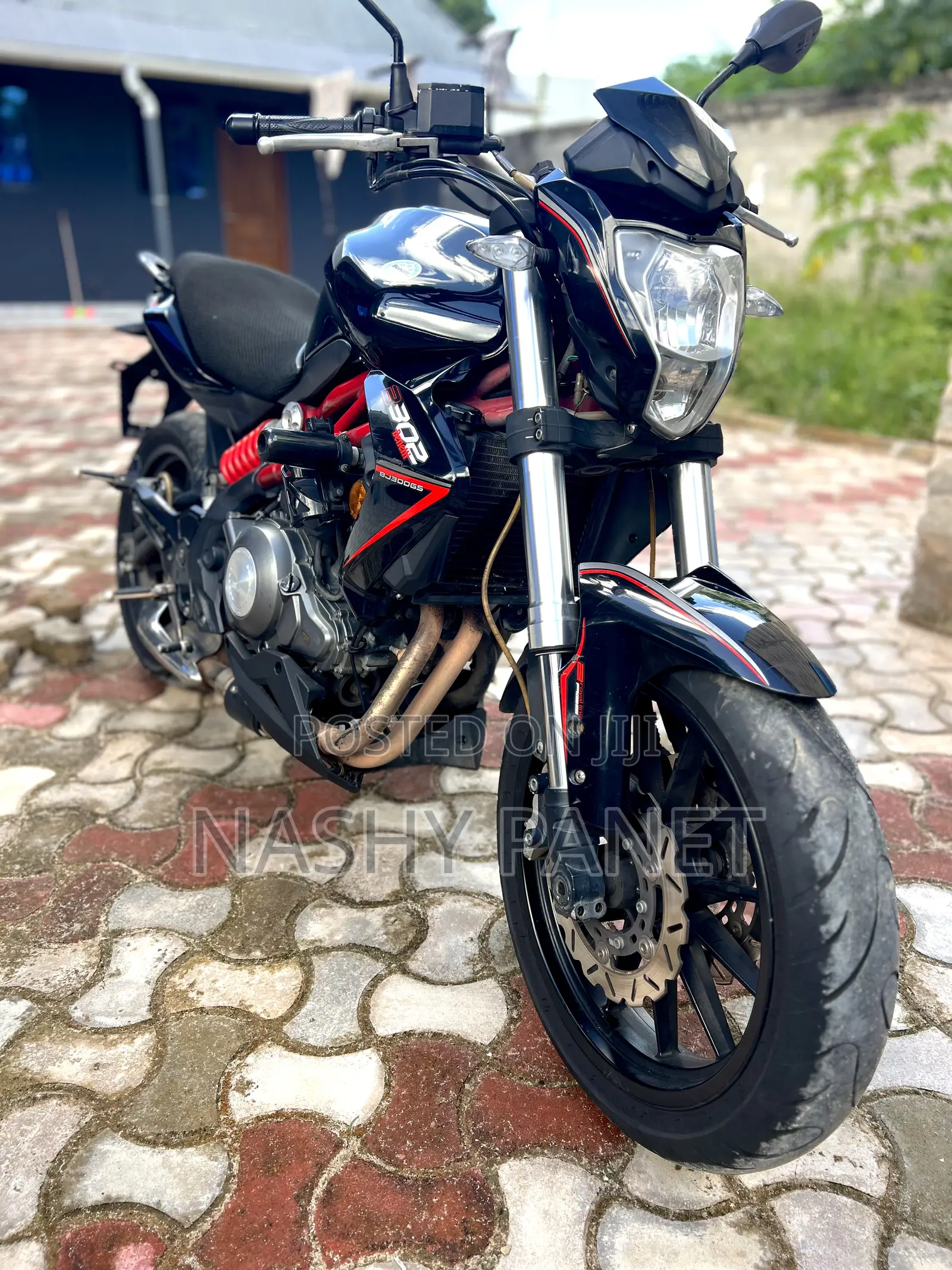 Benelli TNT 2020 Black