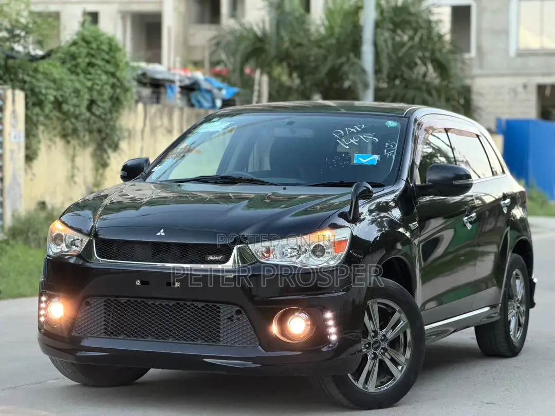 Mitsubishi RVR 2013 Black