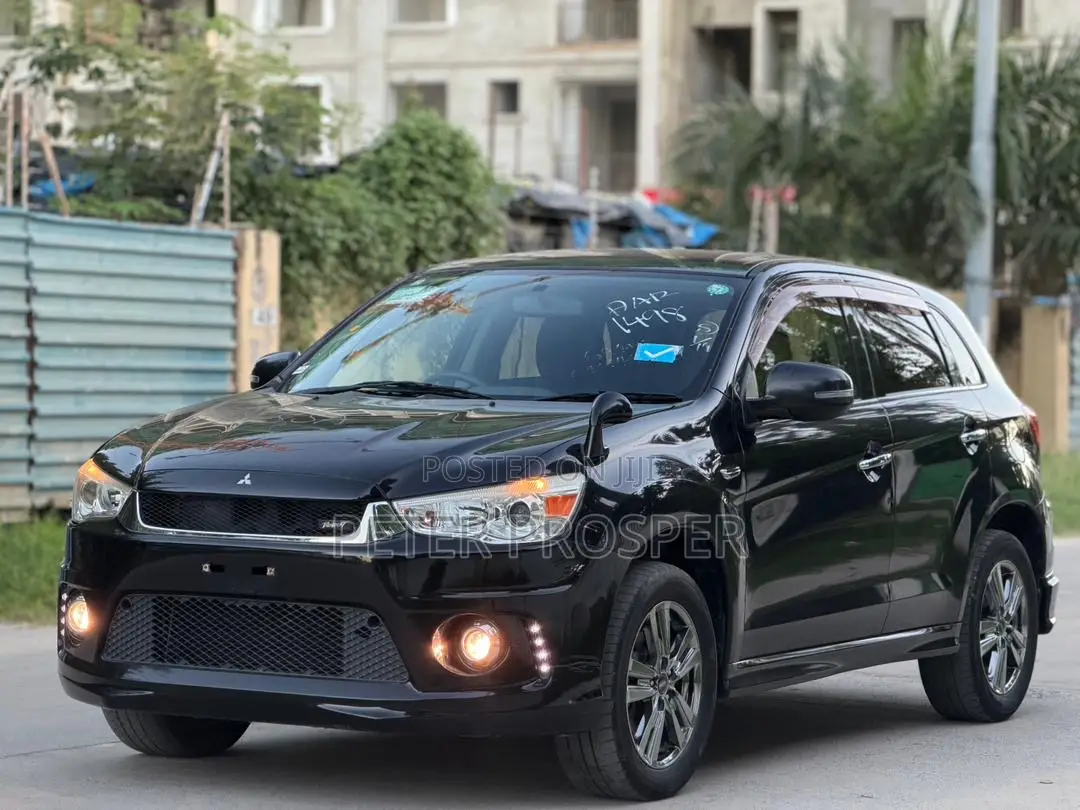 Mitsubishi RVR 2013 Black