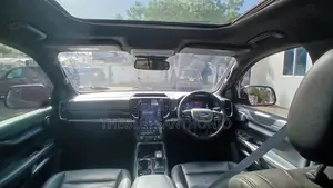 Ford Everest 2022 Gray
