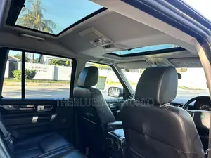 Land Rover Discovery 2010 Gray