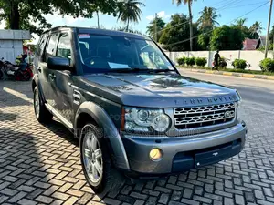 Land Rover Discovery 2010 Gray