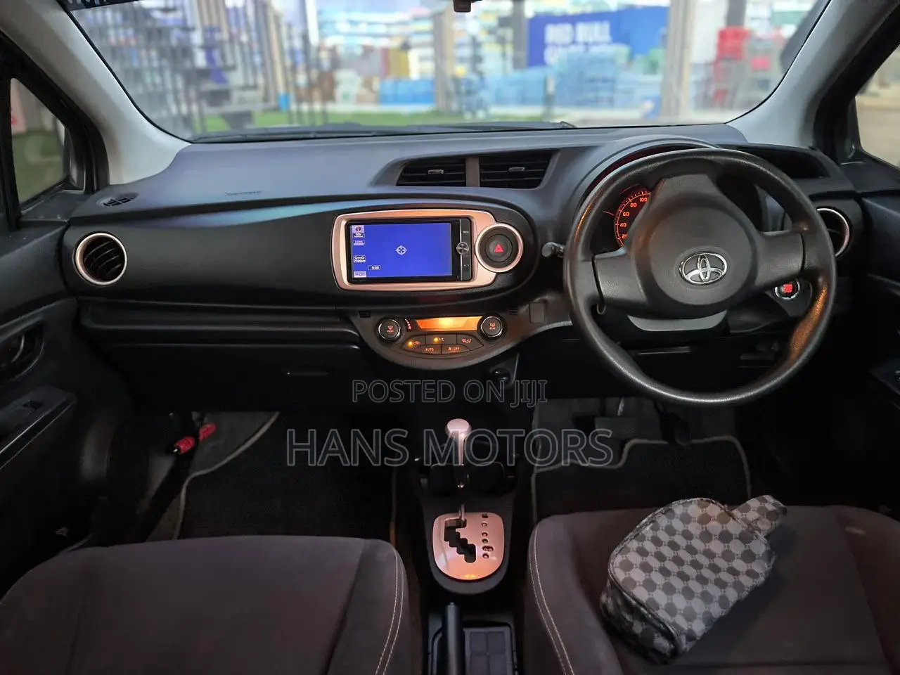 Toyota Vitz 2013 Black