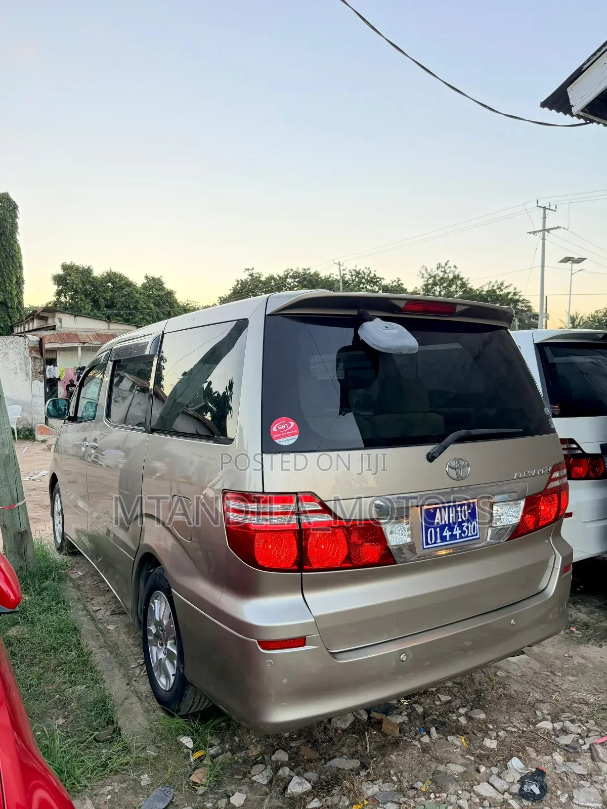 Toyota Alphard 2.4 Petrol AWD 2006 Gold