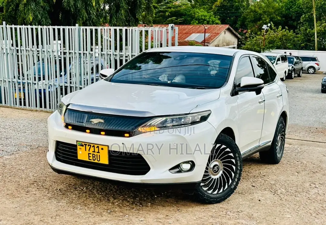 Toyota Harrier 2015 White