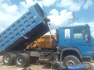 Howo Tiper Hp 371