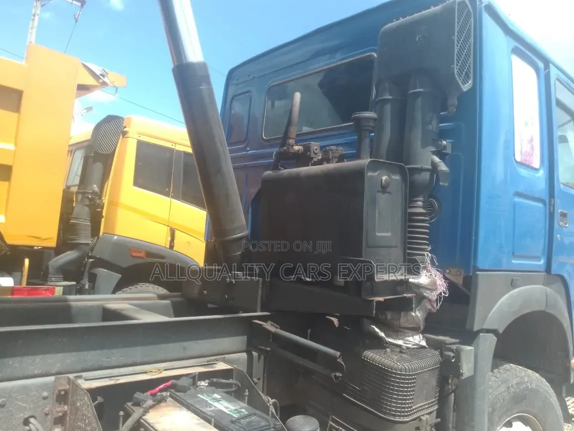 Howo Tiper Hp 371