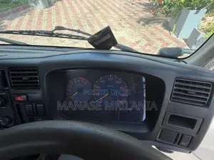 2003 Mazda Titan