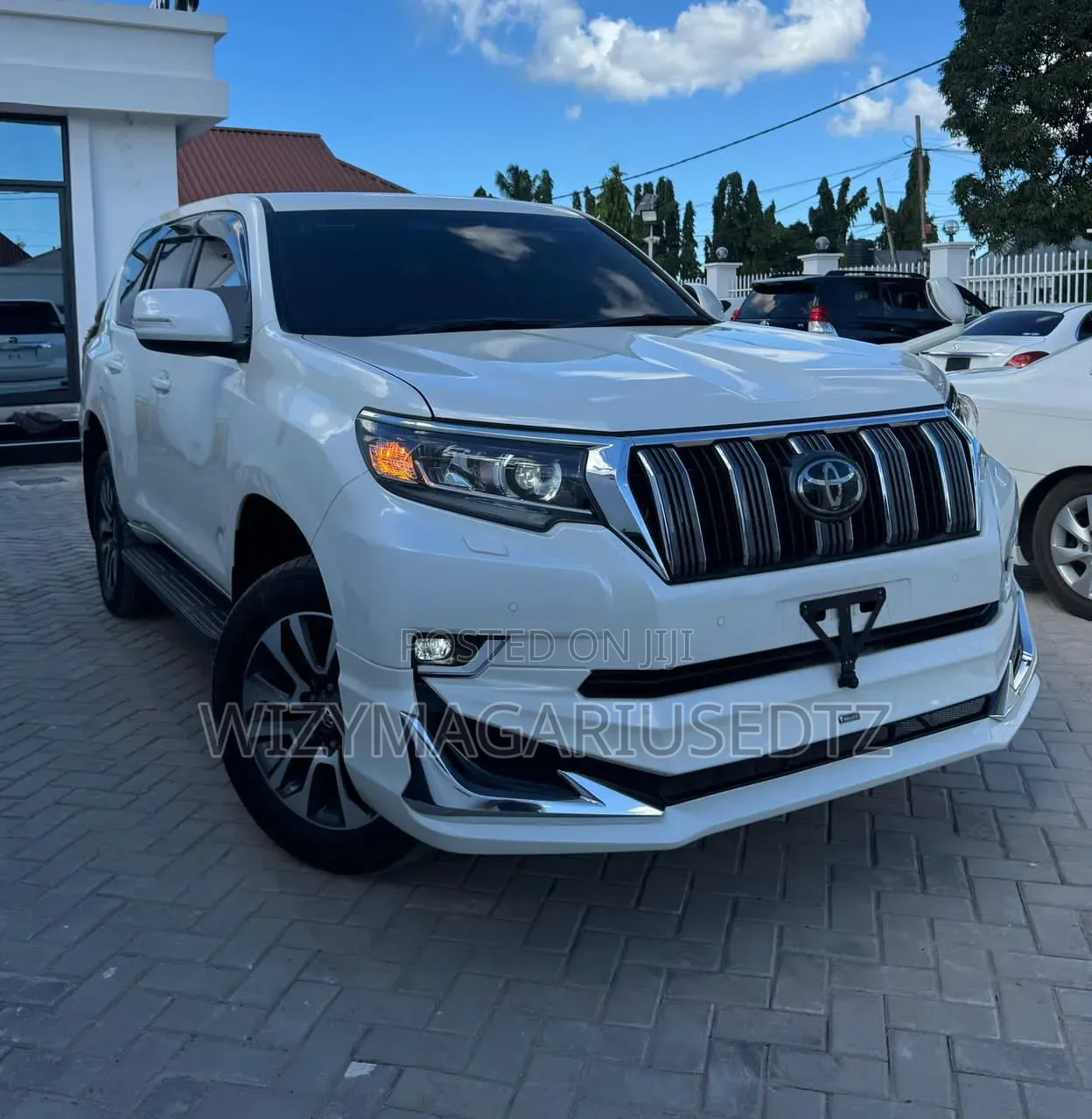 Toyota Land Cruiser Prado 2021 Off white
