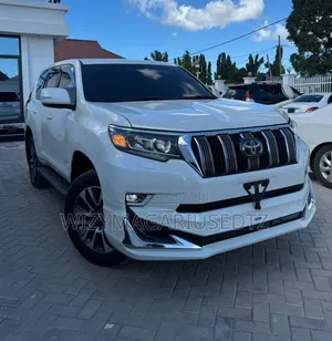 Toyota Land Cruiser Prado 2021 Off white
