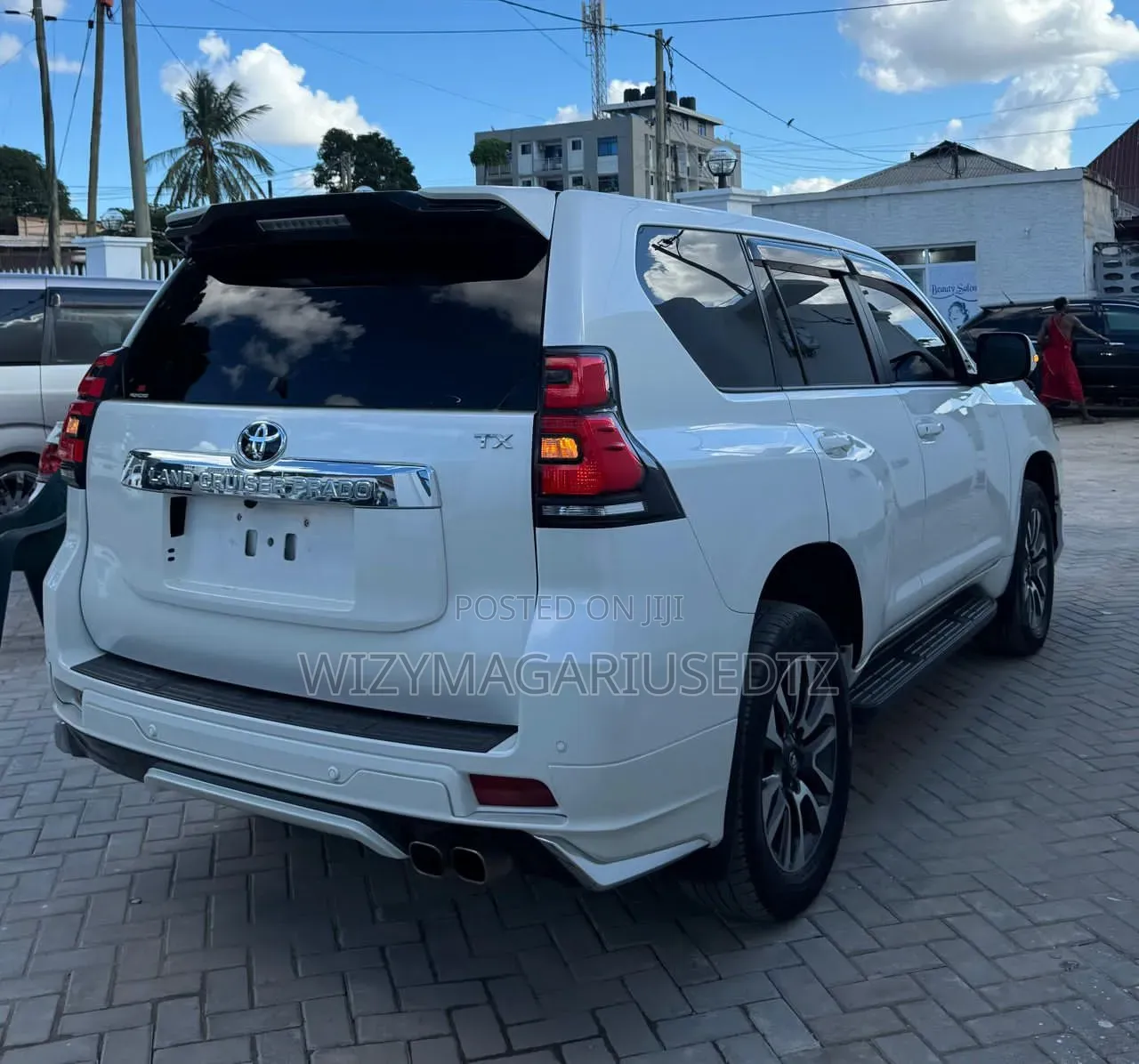 Toyota Land Cruiser Prado 2021 Off white