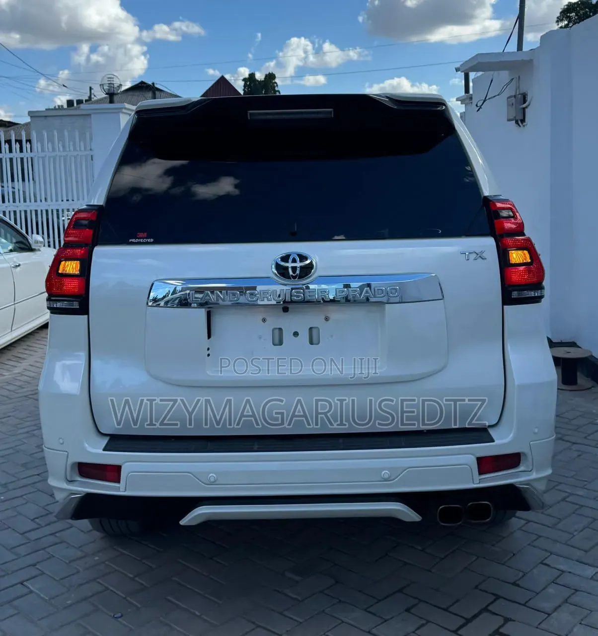 Toyota Land Cruiser Prado 2021 Off white