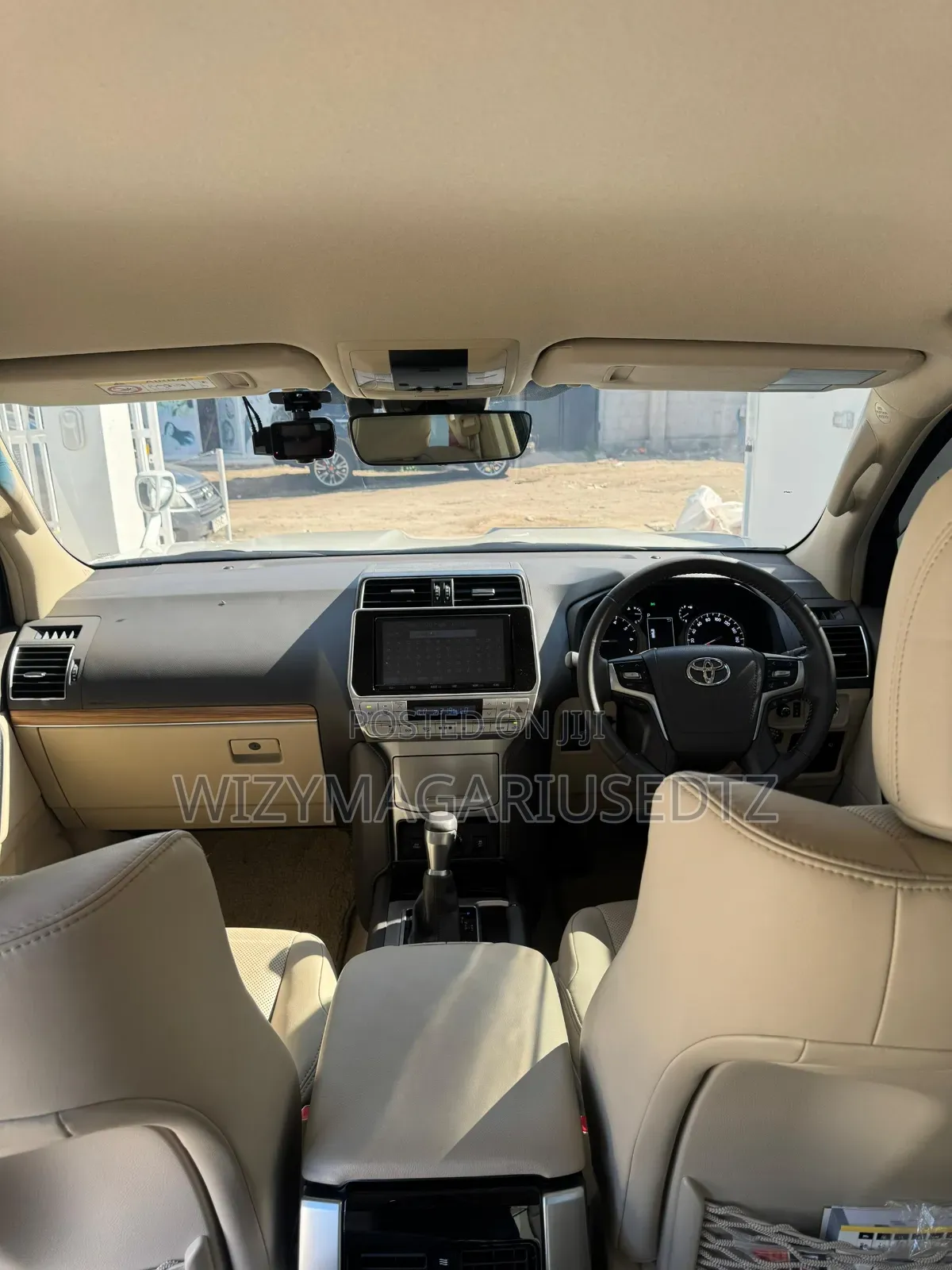 Toyota Land Cruiser Prado 2021 Off white