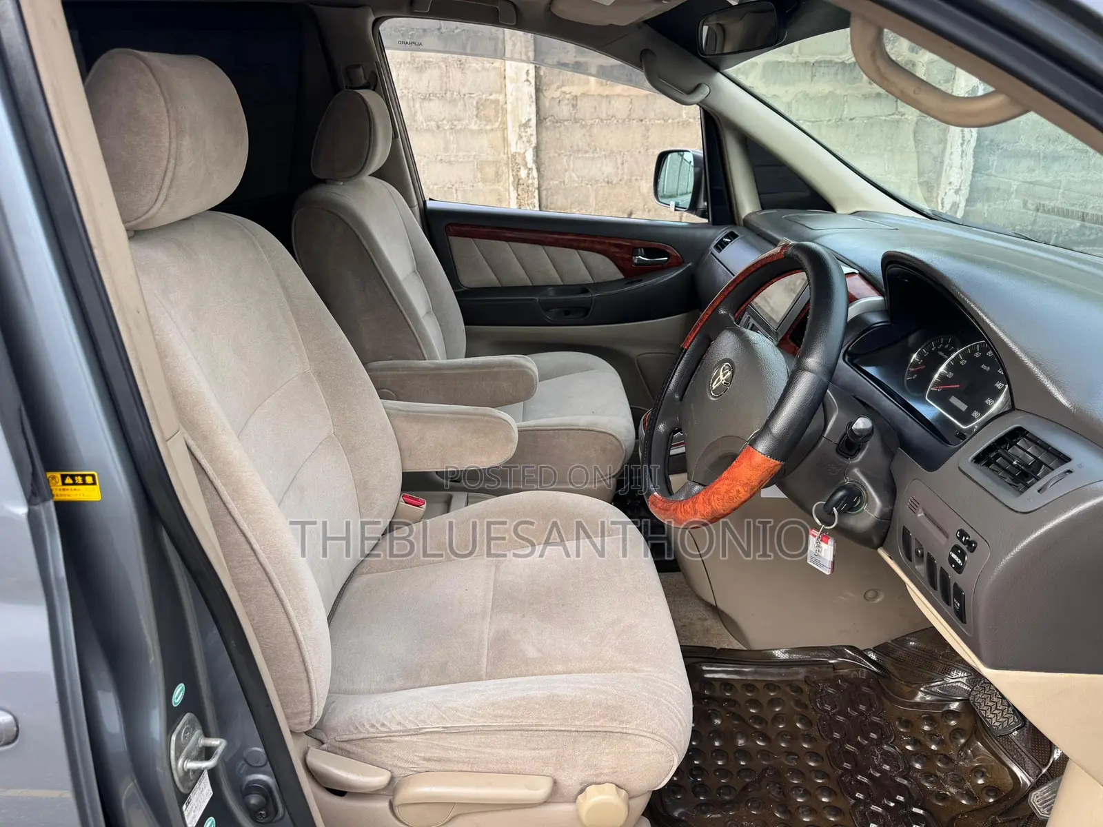 Toyota Alphard 2005 Gray