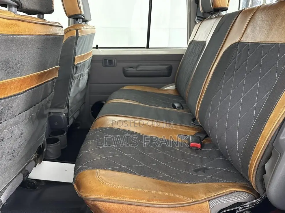 Toyota Land Cruiser 2016 White
