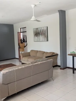5bdrm House in Masaki for rent