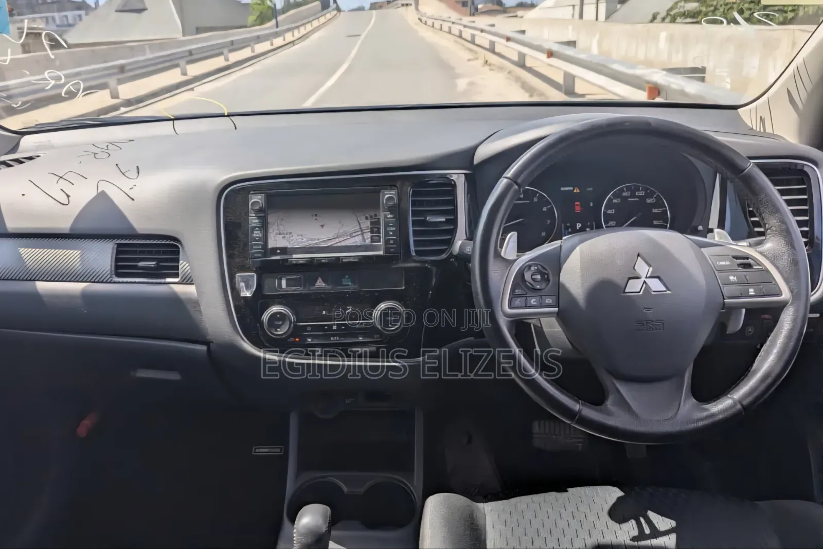 Mitsubishi Outlander 2012 Black