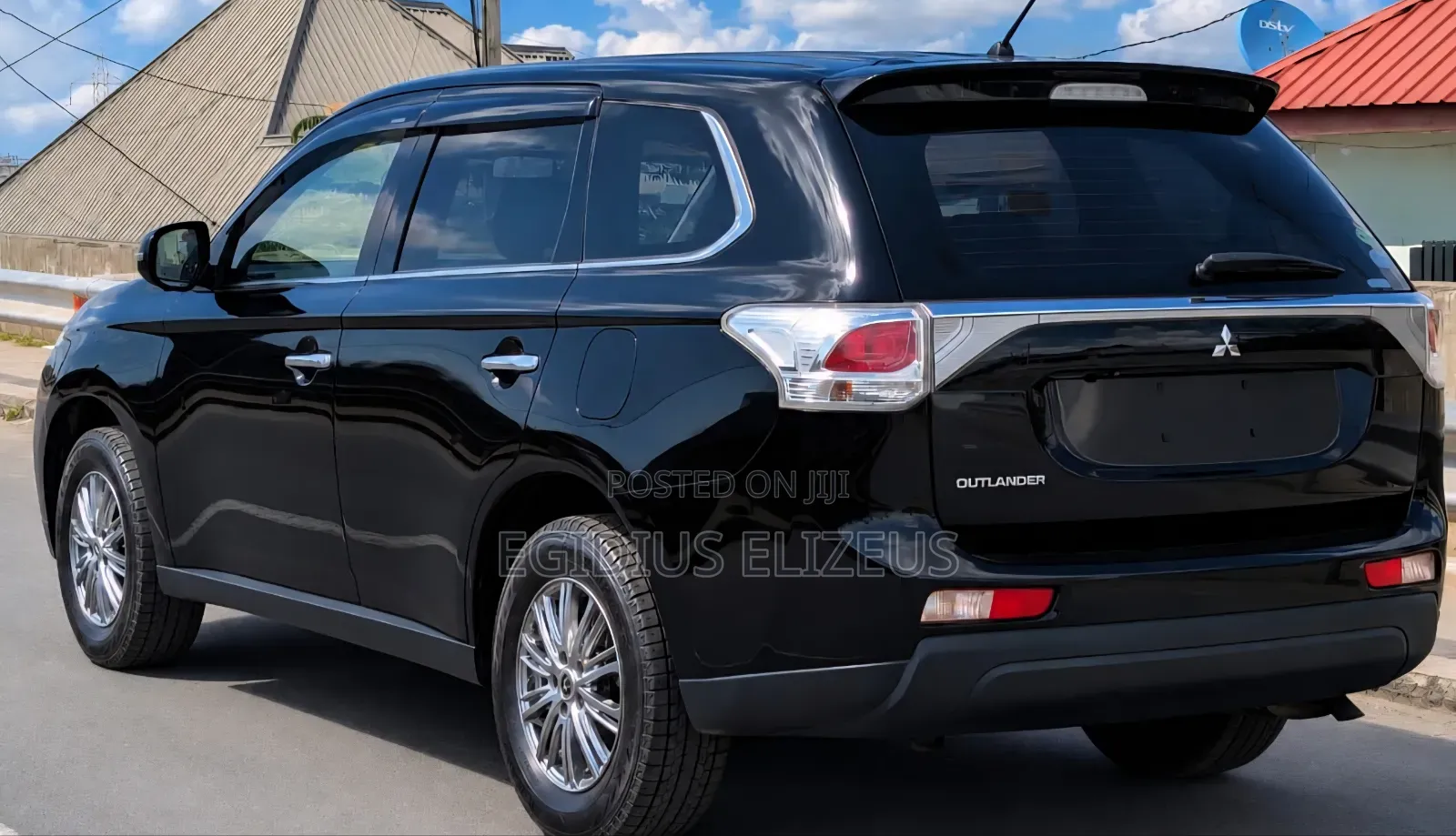 Mitsubishi Outlander 2012 Black