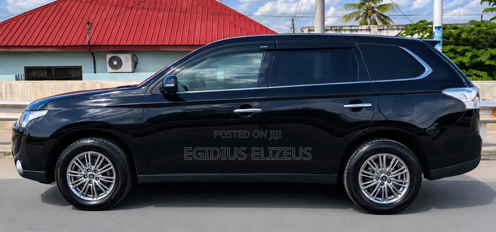Mitsubishi Outlander 2012 Black