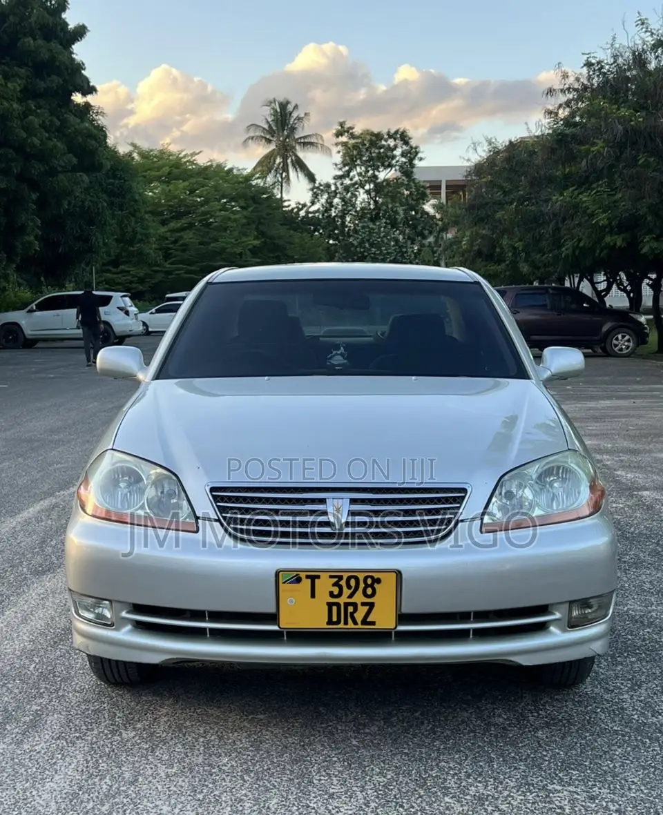 Toyota Mark II 2003 Silver