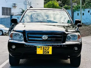 Toyota Kluger 2004 Black