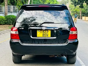 Toyota Kluger 2004 Black