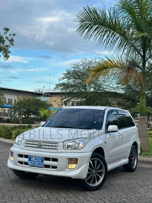 Toyota RAV4 2005 White