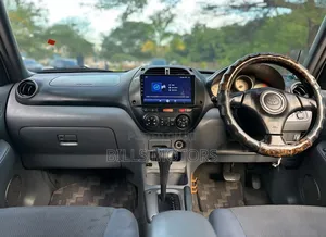 Toyota RAV4 2005 White
